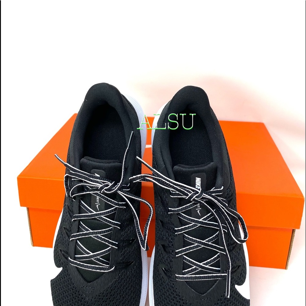 Nike Quest 2 Black White Canvas Women’s Sneakers - Picture 5 of 11